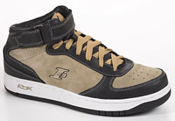 REEBOK MEN`S IVERSON 3 PRESSURE MID TRAINER